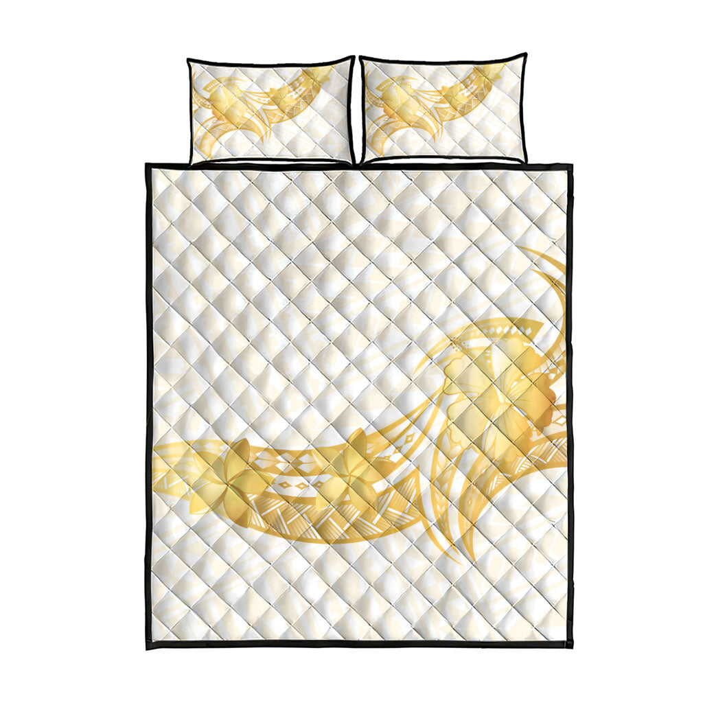 Polynesia White Sunday Quilt Bed Set Polynesian Tattoo Plumeria Hibiscus Gold