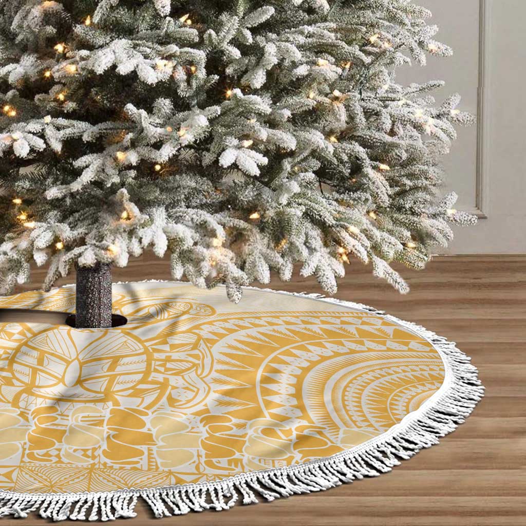 Niue Language Week Tree Skirt The Rock Coconut Crab - Siapo Gold Pastel
