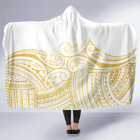 Polynesia White Sunday Hooded Blanket Plumeria Polynesian Tribal Gold Color - Polynesian Pride