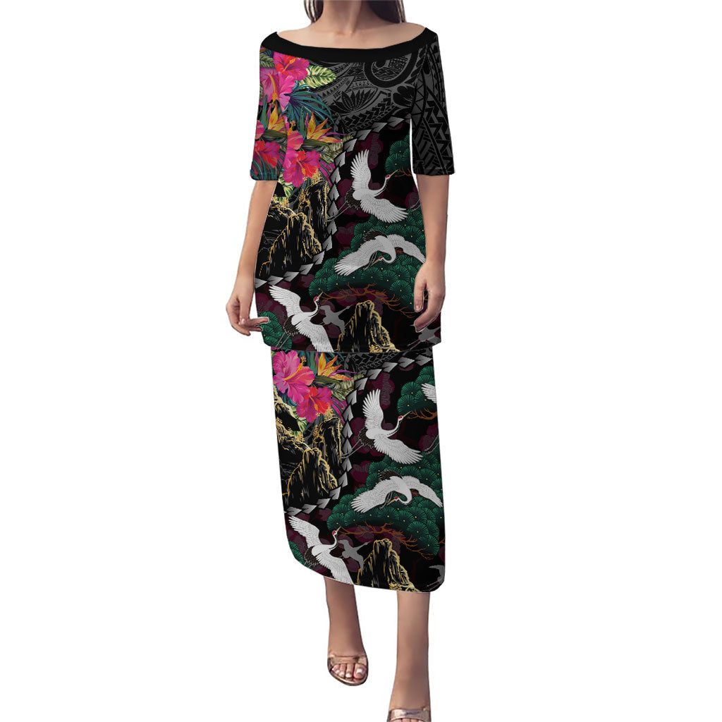 Hawaiian and Japanese Culture Puletasi Crane Sakura Hibiscus Tropical Vibes LT14 Long Dress Black - Polynesian Pride