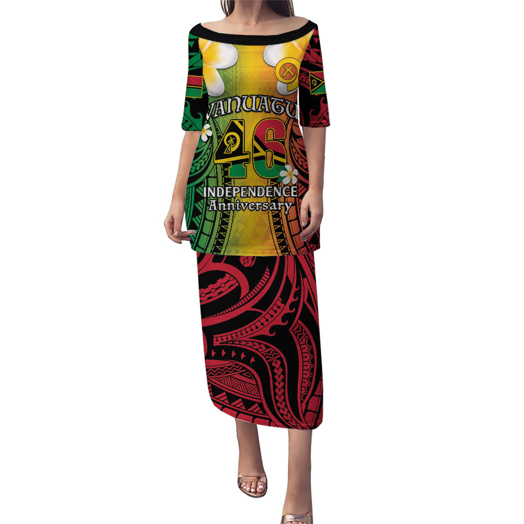 Vanuatu Independence Day Family Matching Puletasi and Hawaiian Shirt Long God Yumi Stanap Happy 46th Anniversary LT14 Mom's Dress Reggae - Polynesian Pride