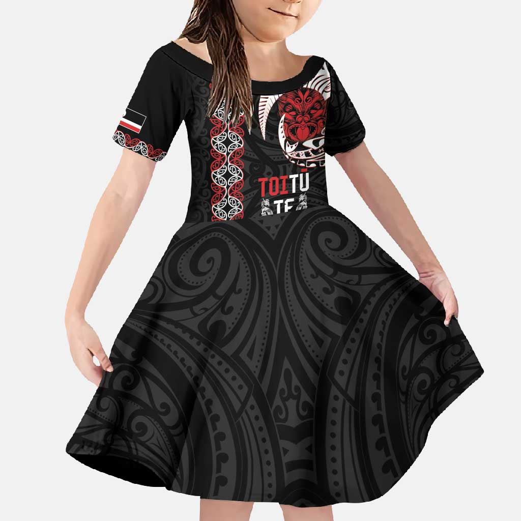 Aotearoa Toitu Te Tiriti Family Matching Summer Maxi Dress and Hawaiian Shirt Honour The Treaty Maori Haka LT14 Daughter's Dress Black - Polynesian Pride
