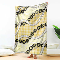 Yellow Palaka Hawaii Blanket Kukui Nut Pikake Lei Hawaiian Tapa Pattern - Polynesian Pride