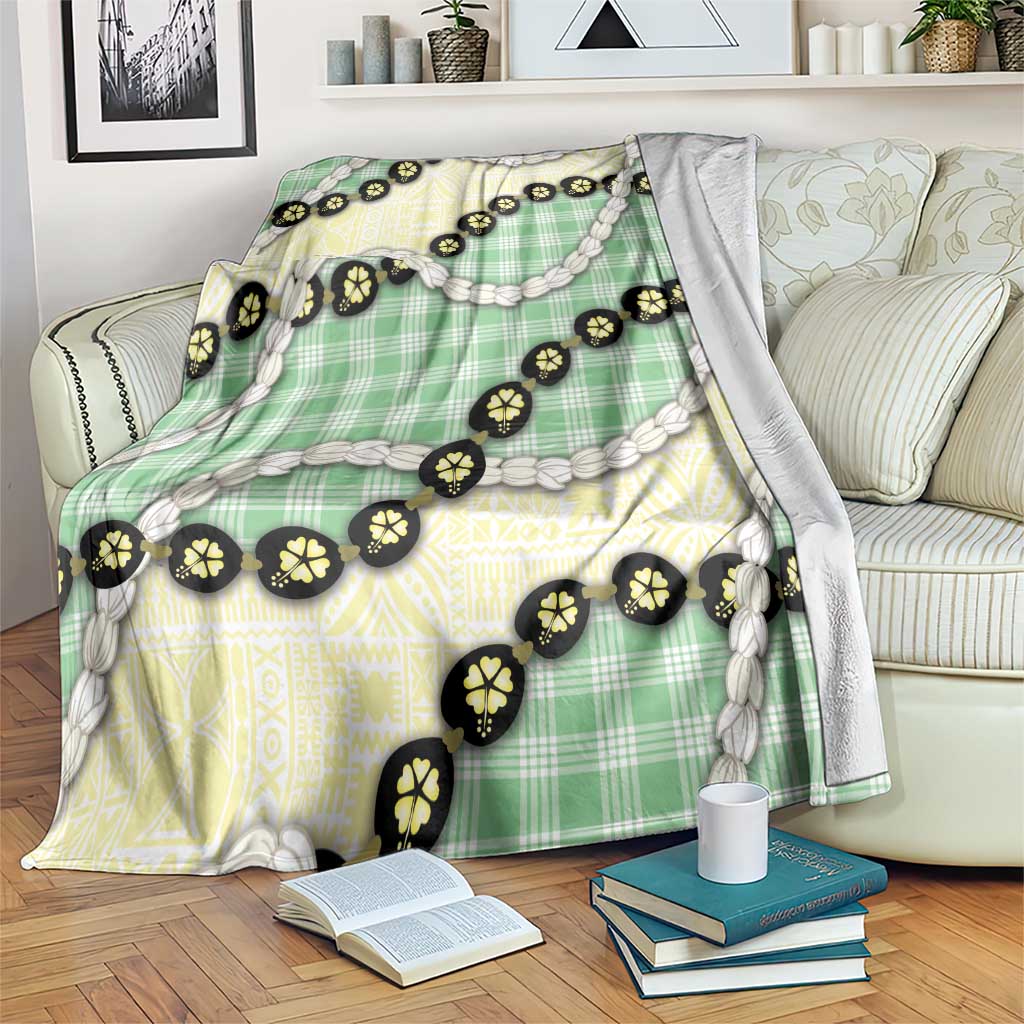 Green Palaka Hawaii Blanket Kukui Nut Pikake Lei Hawaiian Tapa Pattern - Polynesian Pride