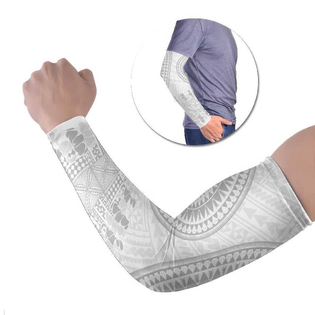 Niue White Sunday Arm Sleeves Tapu Fanau Ia Puakenikeni Hiapo Pattern - Polynesian Pride