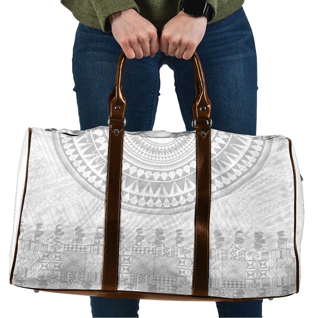 Niue White Sunday Travel Bag Tapu Fanau Ia Puakenikeni Hiapo Pattern - Polynesian Pride