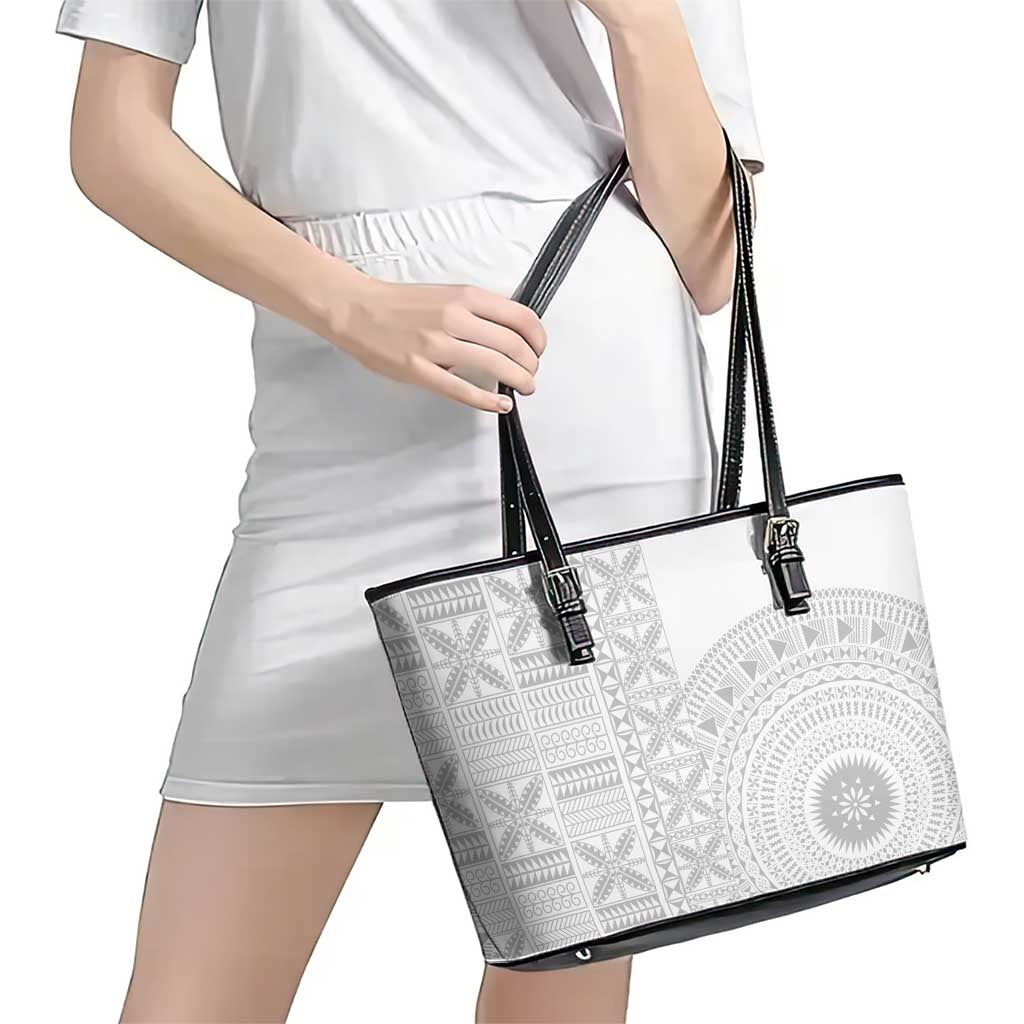 Niue White Sunday Leather Tote Bag Half Hiapo Pattern Vibes - Polynesian Pride