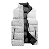 Niue White Sunday Sleeveless Puffer Jacket Half Hiapo Pattern Vibes - Polynesian Pride