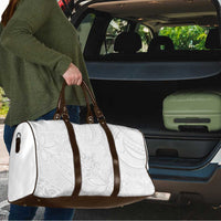 Tapu Fanau Ia Niue Travel Bag Happy White Sunday Unique Hiapo - Polynesian Pride