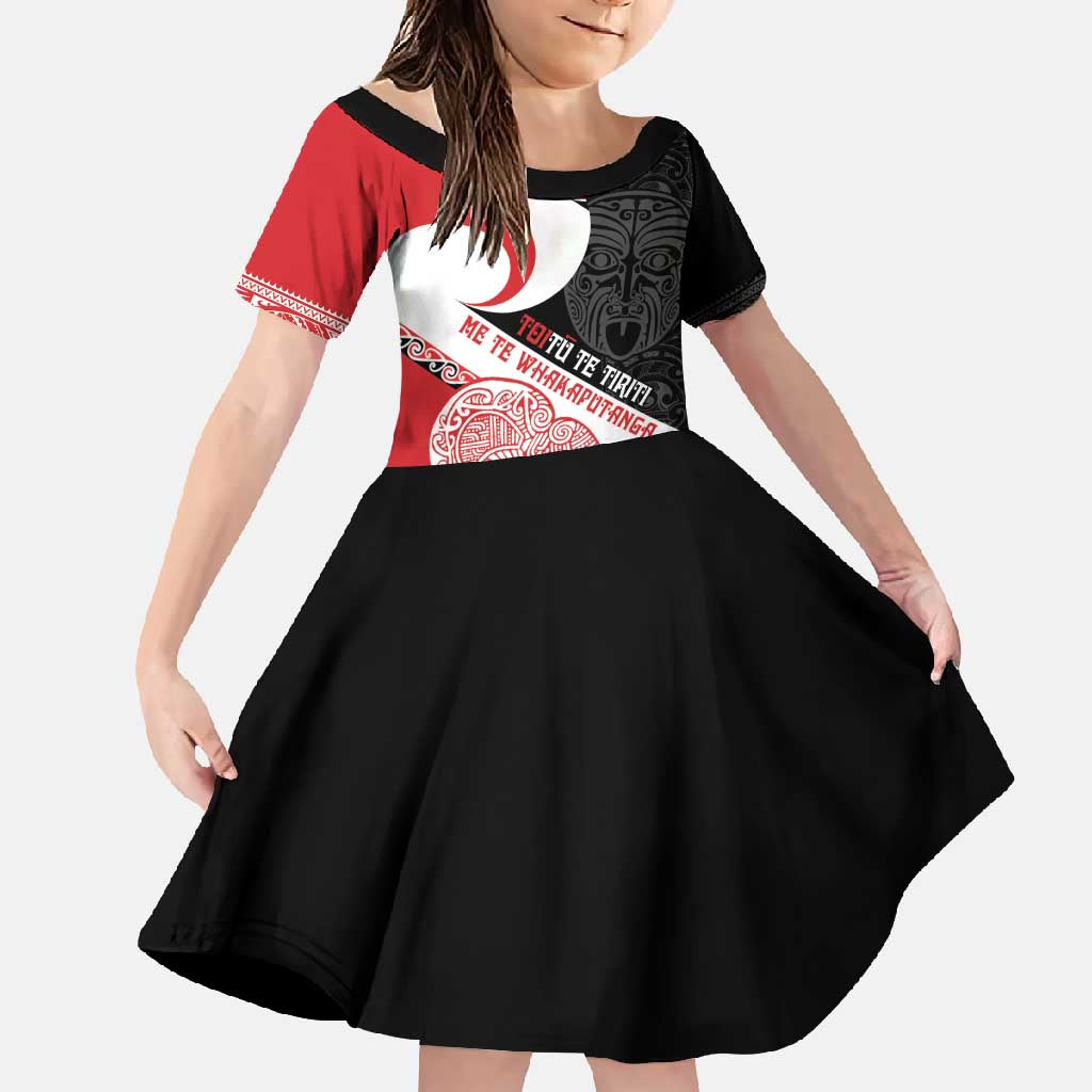 Toitu Te Tiriti Me Te Whakaputanga Family Matching Tank Maxi Dress and Hawaiian Shirt Maori Wahaika With Haka Face LT14 Daughter's Dress Red - Polynesian Pride
