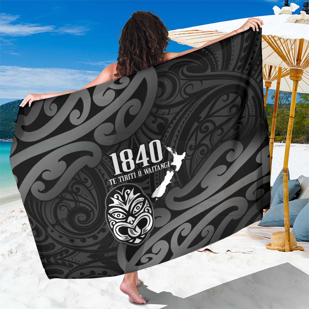 New Zealand 1840 Waitangi Day Sarong Aotearoa Haka Mask - Black Version LT14 One Size 44 x 66 inches Black - Polynesian Pride
