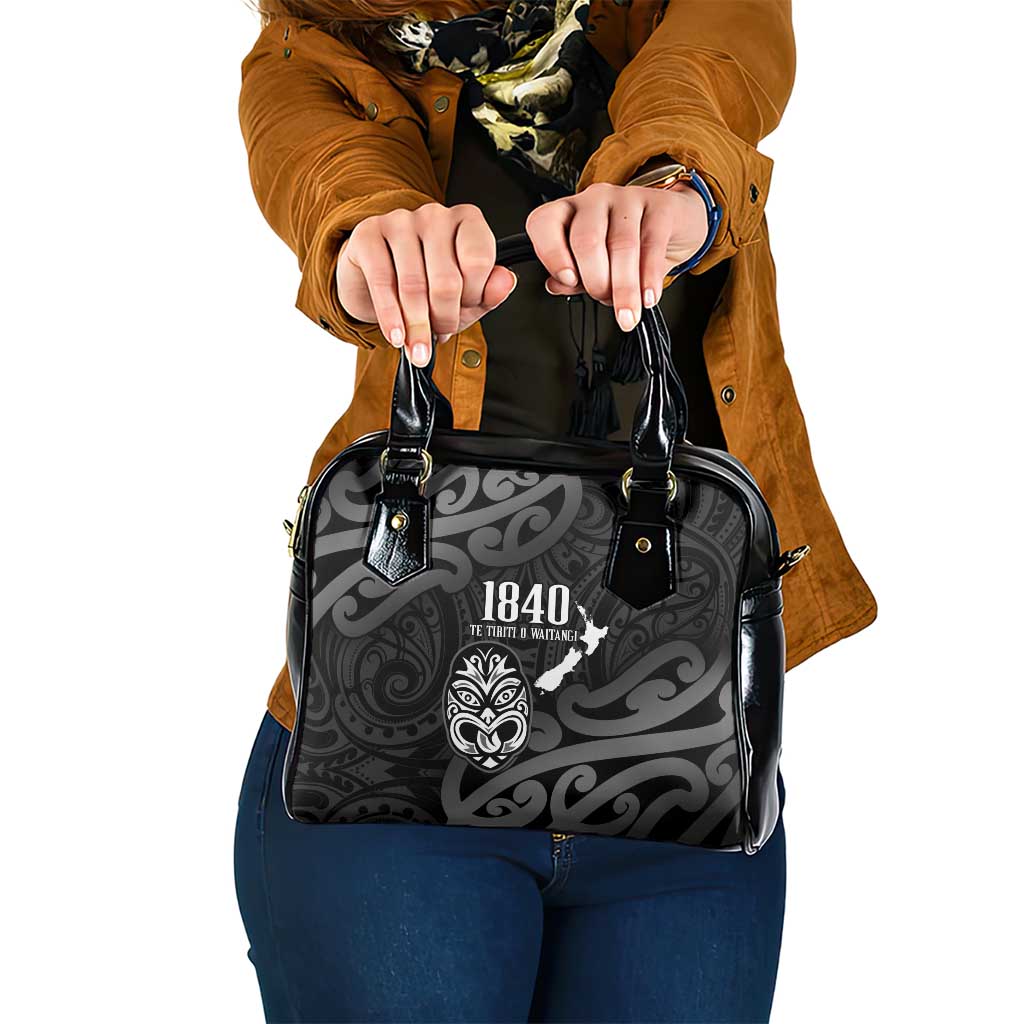 New Zealand 1840 Waitangi Day Shoulder Handbag Aotearoa Haka Mask - Black Version LT14 One Size Black - Polynesian Pride