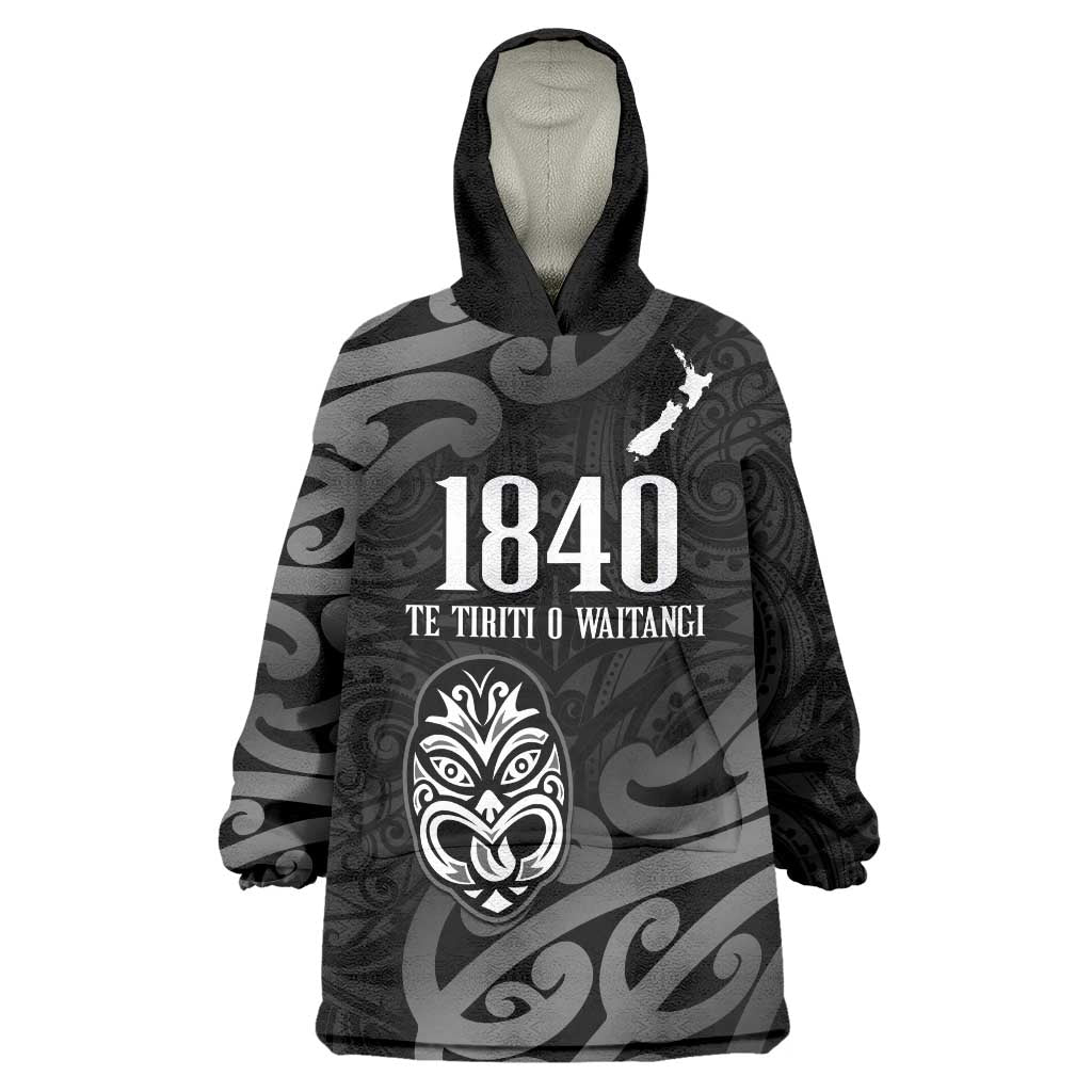 New Zealand 1840 Waitangi Day Wearable Blanket Hoodie Aotearoa Haka Mask - Black Version LT14 One Size Black - Polynesian Pride