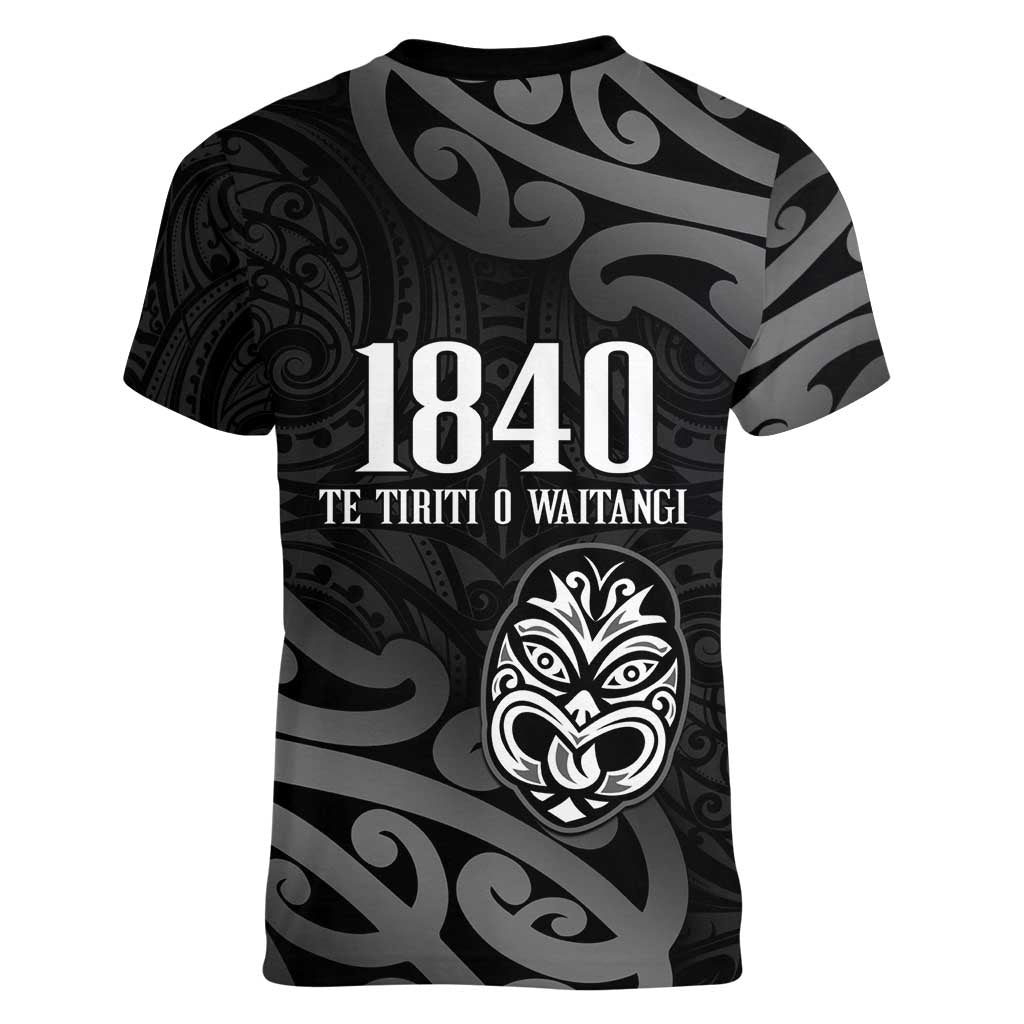 New Zealand 1840 Waitangi Day Women V-Neck T-Shirt Aotearoa Haka Mask - Black Version