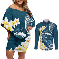 Dark Teal Polynesia Couples Matching Off Shoulder Short Dress and Long Sleeve Button Shirt Polynesian Frangipani With Sea Turtles