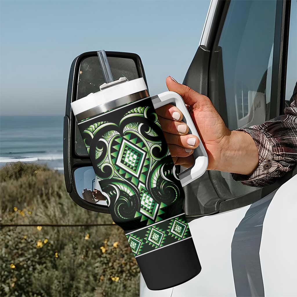 Green Ngaru Taniko With Aotearoa Maori Tattoo Tumbler With Handle