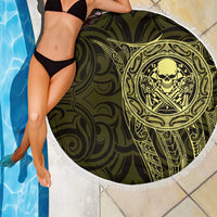 New Zealand Skull Darts Beach Blanket Aotearoa Maori Chest Tattoo Stylized Gold - Polynesian Pride