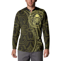 New Zealand Skull Darts Button Sweatshirt Aotearoa Maori Chest Tattoo Stylized Gold - Polynesian Pride
