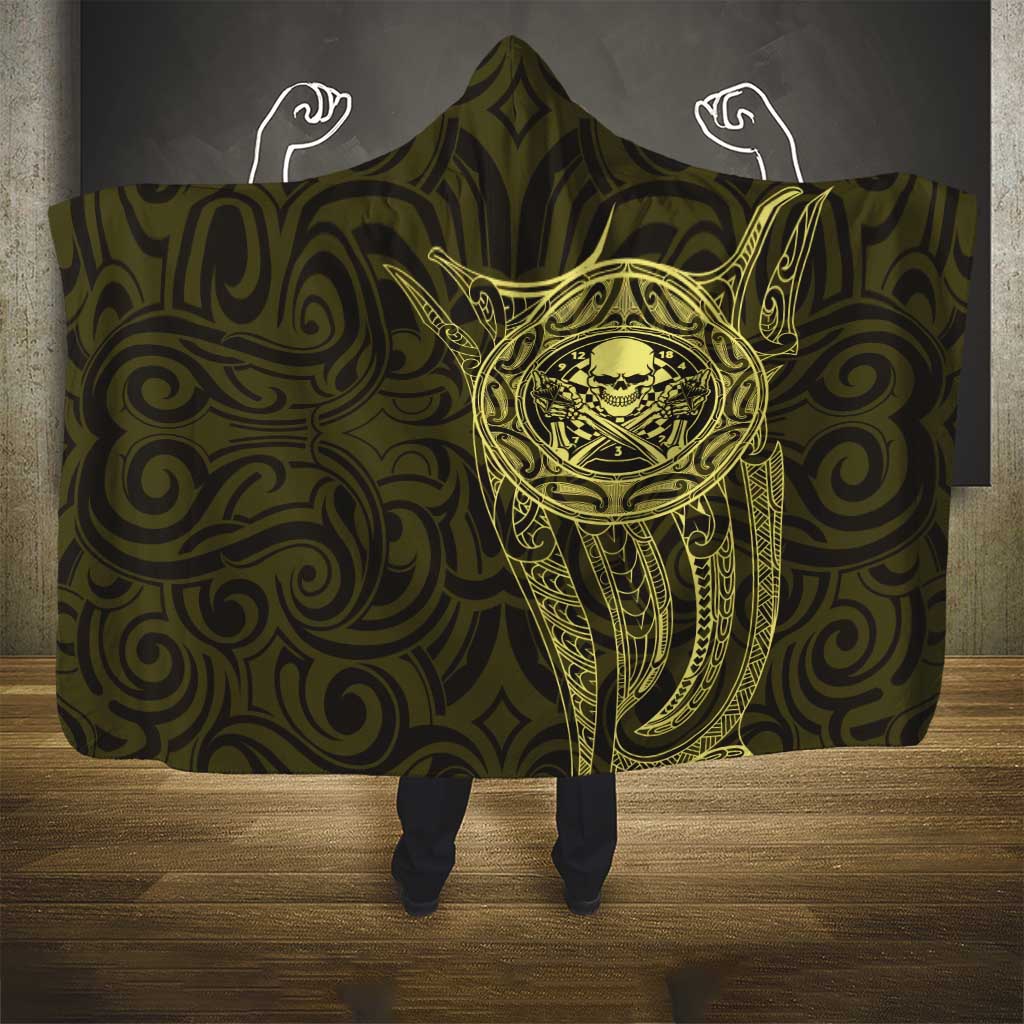 New Zealand Skull Darts Hooded Blanket Aotearoa Maori Chest Tattoo Stylized Gold - Polynesian Pride
