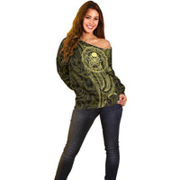 New Zealand Skull Darts Off Shoulder Sweater Aotearoa Maori Chest Tattoo Stylized Gold - Polynesian Pride