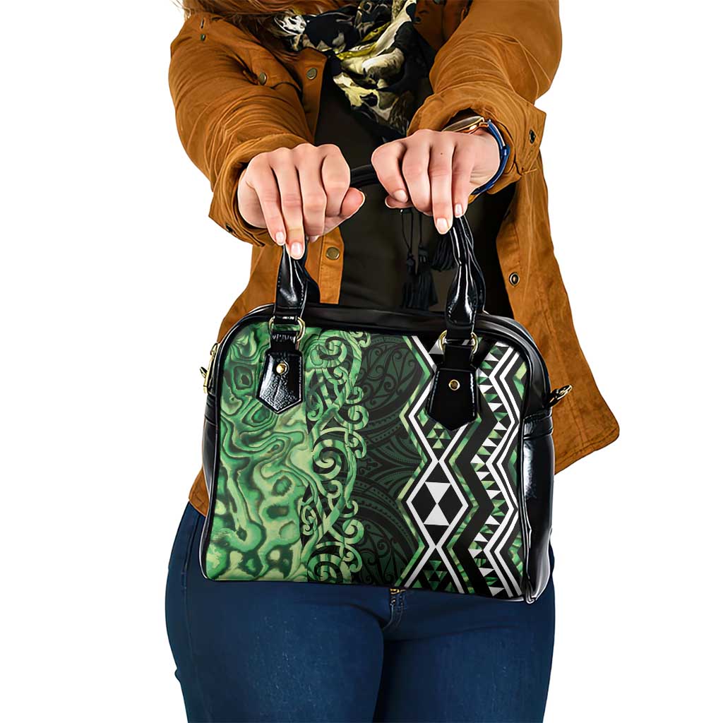 Green Aotearoa Shoulder Handbag Taniko Motifs With Paua Shell Kowhaiwhai LT14 One Size Green - Polynesian Pride