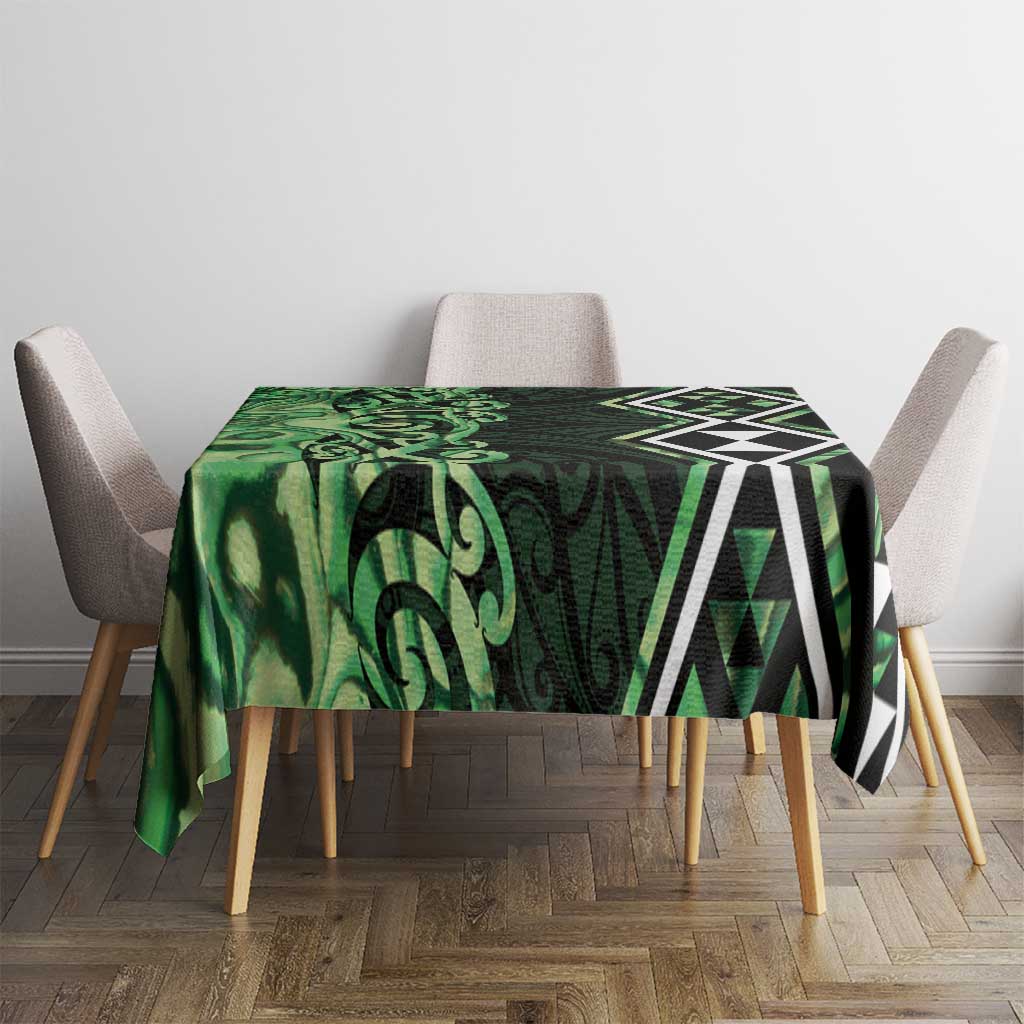 Green Aotearoa Tablecloth Taniko Motifs With Paua Shell Kowhaiwhai