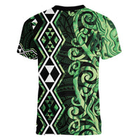 Green Aotearoa Women V-Neck T-Shirt Taniko Motifs With Paua Shell Kowhaiwhai