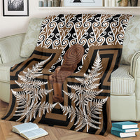 Wahaika New Zealand Blanket Maori Weapon Kowhaiwhai Fern Poutama Motifs