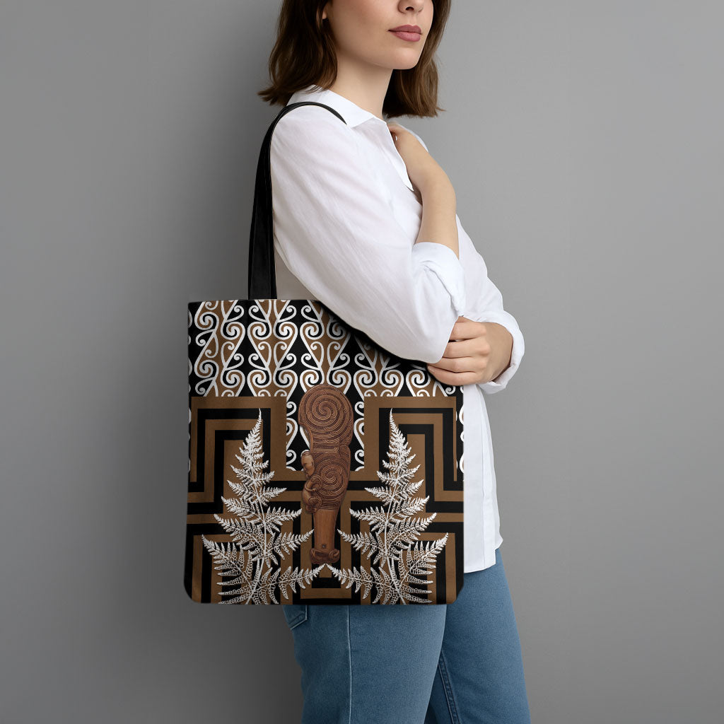 Wahaika New Zealand Tote Bag Maori Weapon Kowhaiwhai Fern Poutama Motifs