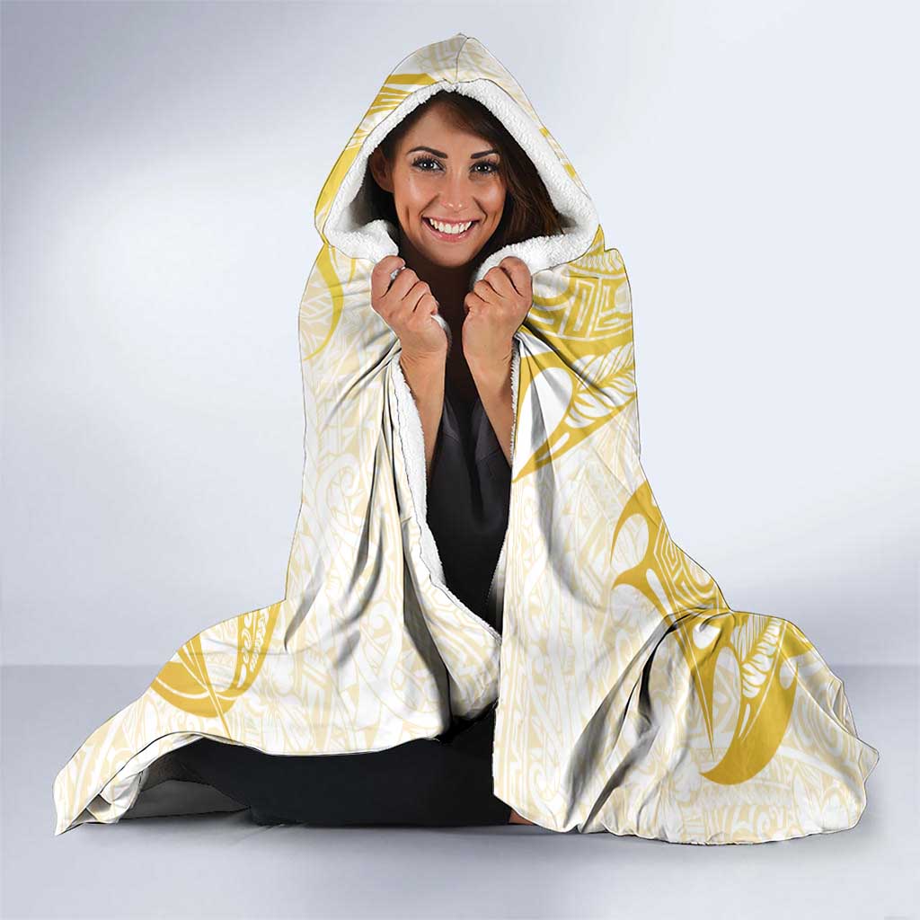 Gold And White Polynesia Plumeria Hooded Blanket Curves Tropical Vibes