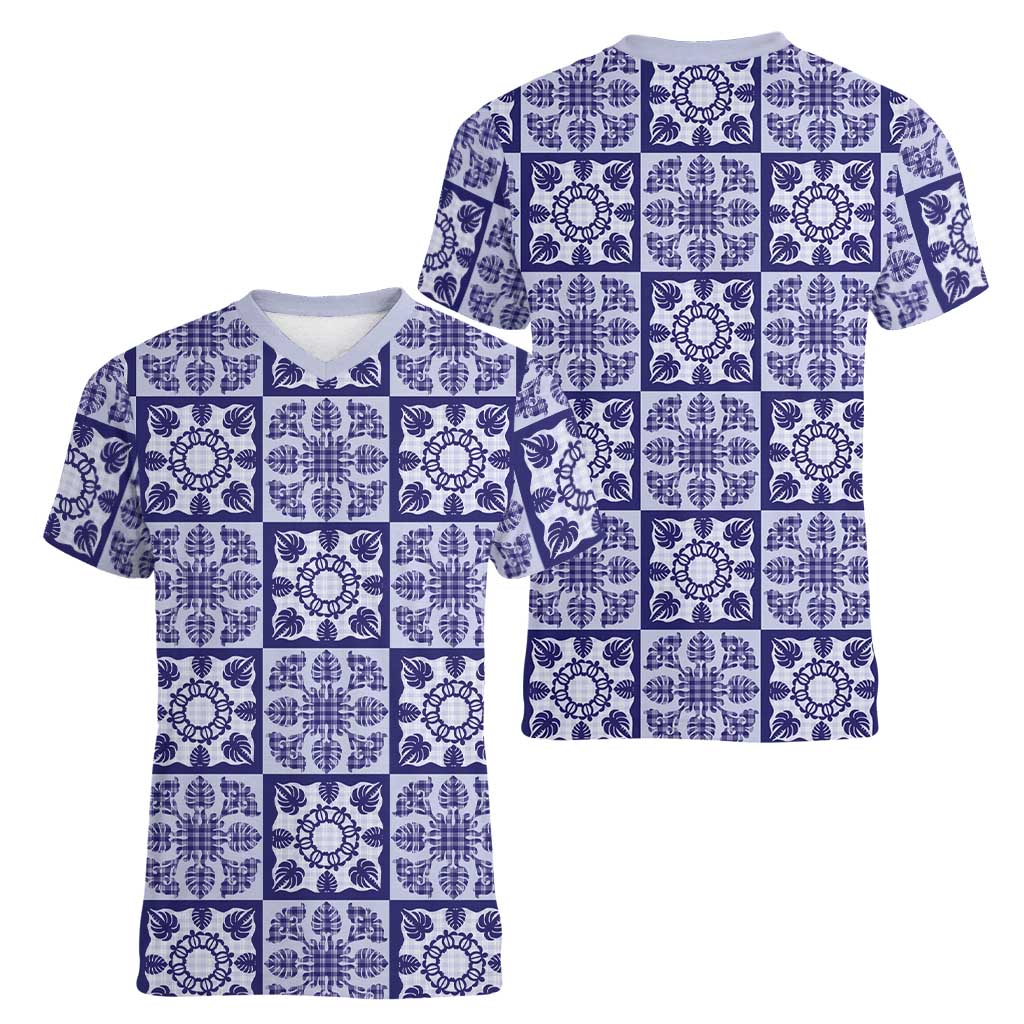 Polu Palaka Quilt Hawaii Women V-Neck T-Shirt Hawaiian Tropical Monstera Sea Turtle