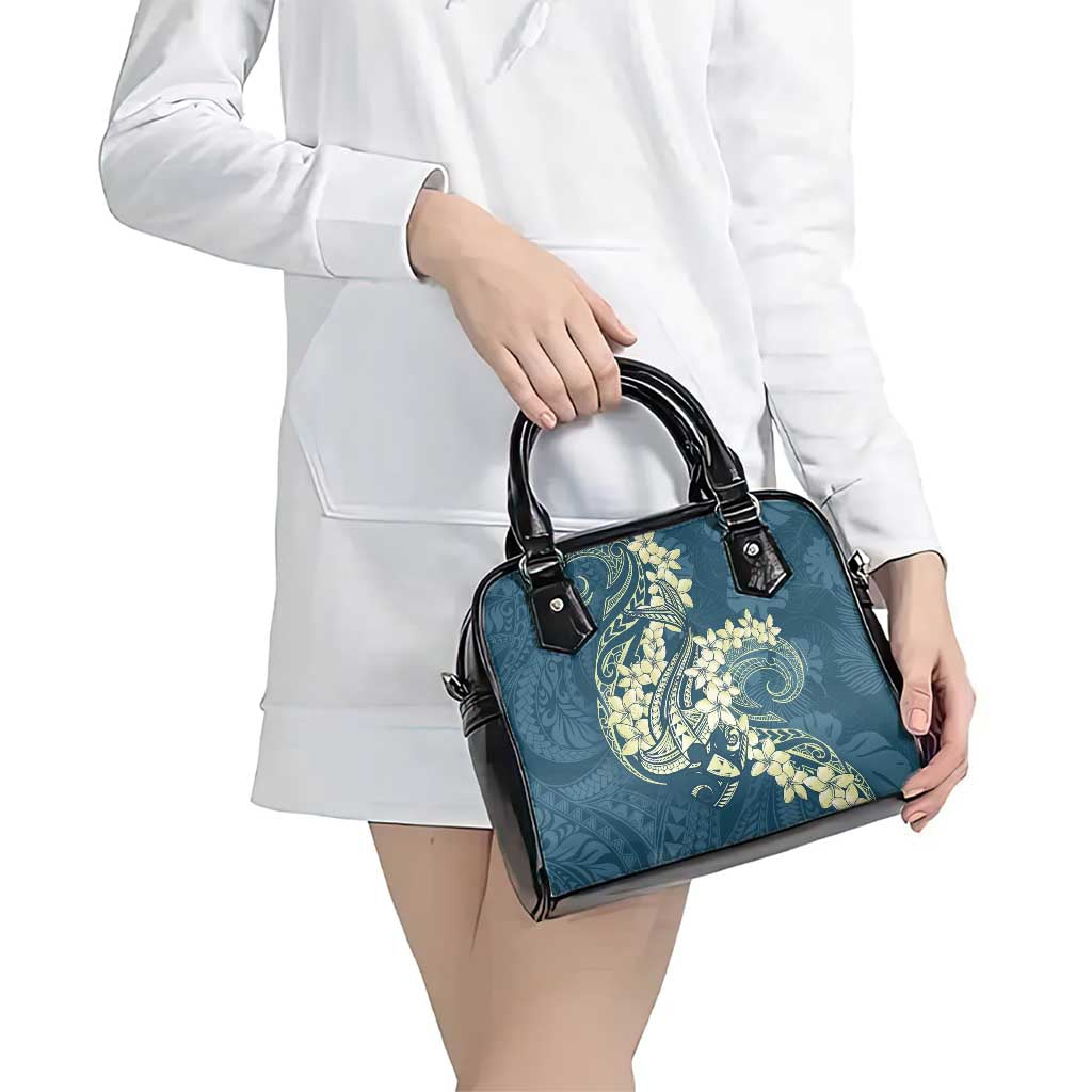 Cyan Polynesia Hammerhead Shark Tattoo With Plumeria Lei Shoulder Handbag