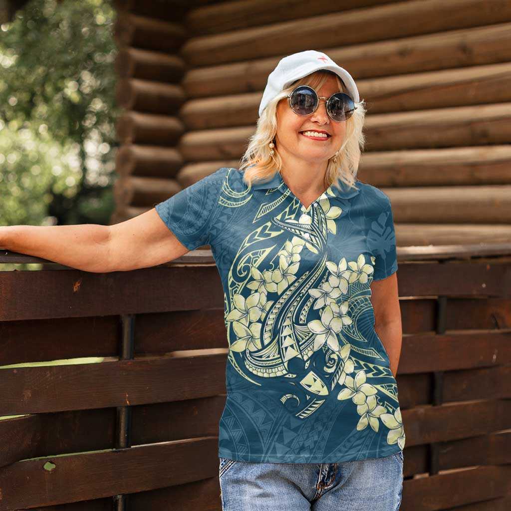 Cyan Polynesia Hammerhead Shark Tattoo With Plumeria Lei Women Polo Shirt