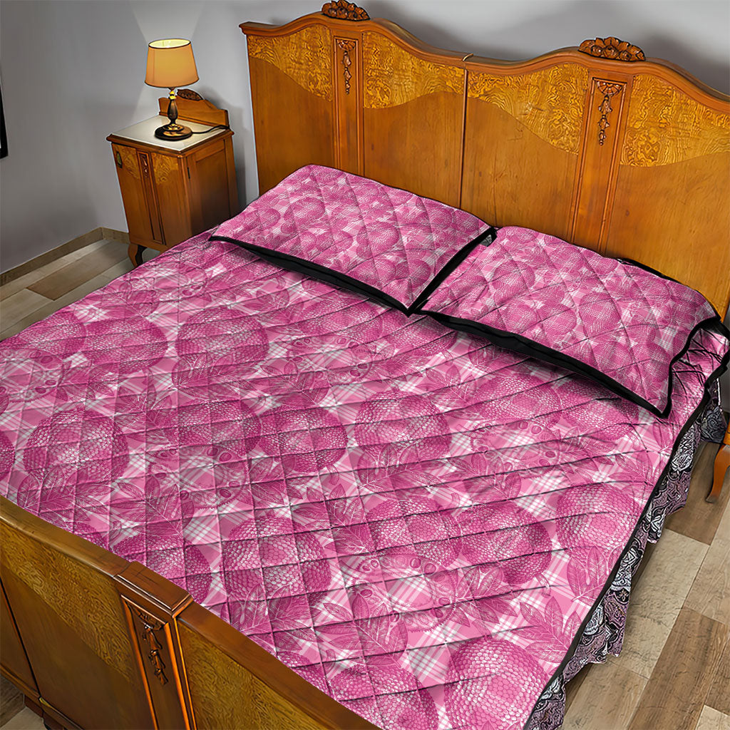 Alaka Hawaii Breadfruit Palaka Motifs Quilt Bed Set