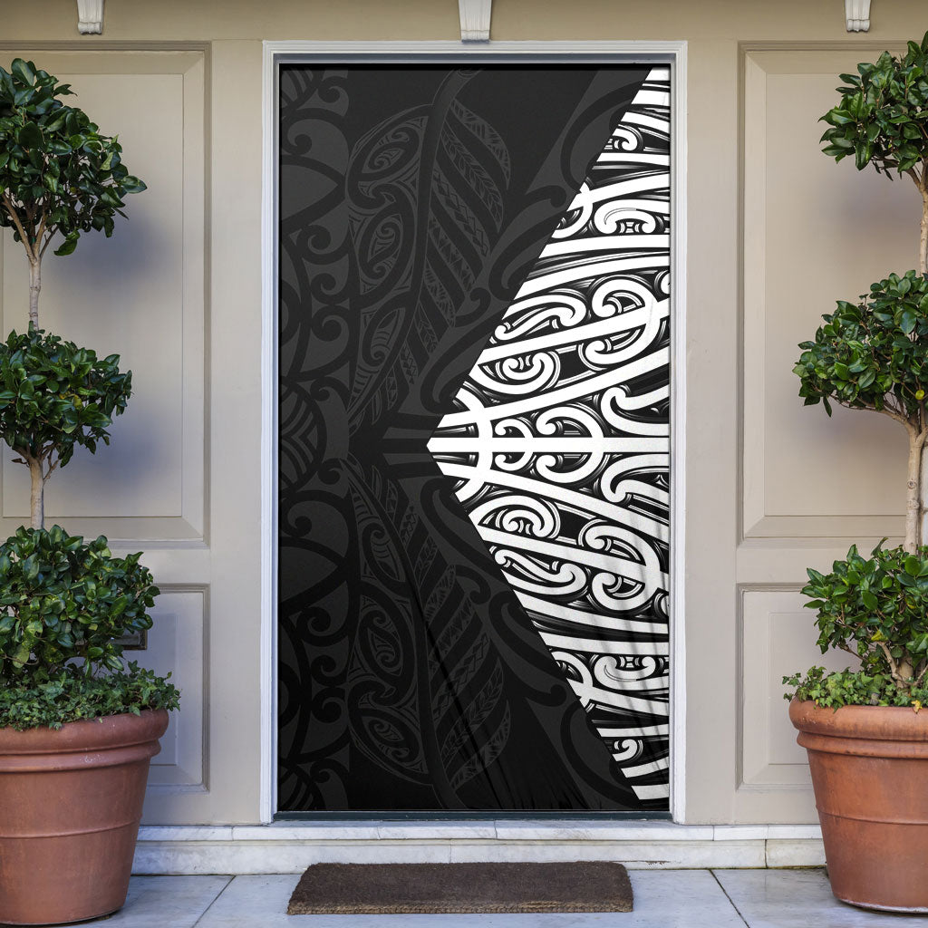 Black New Zealand Puhoro Maori Tattoo Door Cover