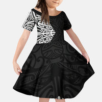 Black New Zealand Puhoro Maori Tattoo Kid Short Sleeve Dress