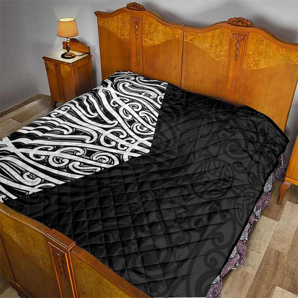 Black New Zealand Puhoro Maori Tattoo Quilt