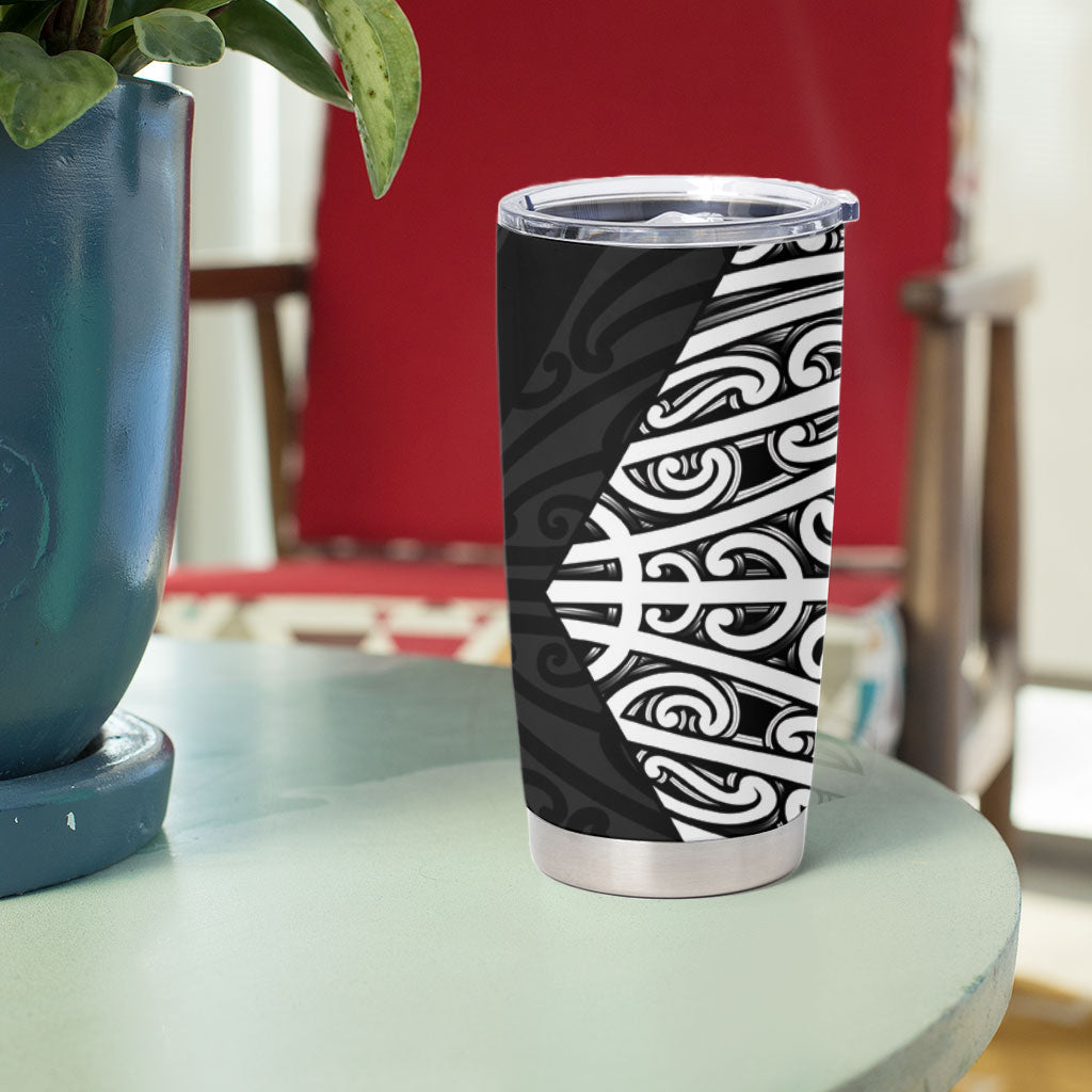 Black New Zealand Puhoro Maori Tattoo Tumbler Cup
