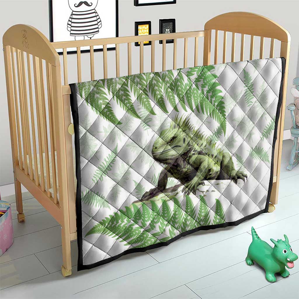 Green New Zealand Tuatara Quilt Aotearoa Sphenodon Punctatus Silver Fern