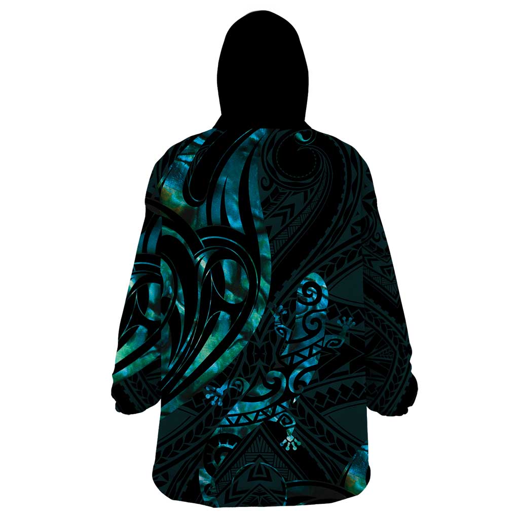 New Zealand Skink Wearable Blanket Hoodie Aotearoa Maori Mix Paua Shell