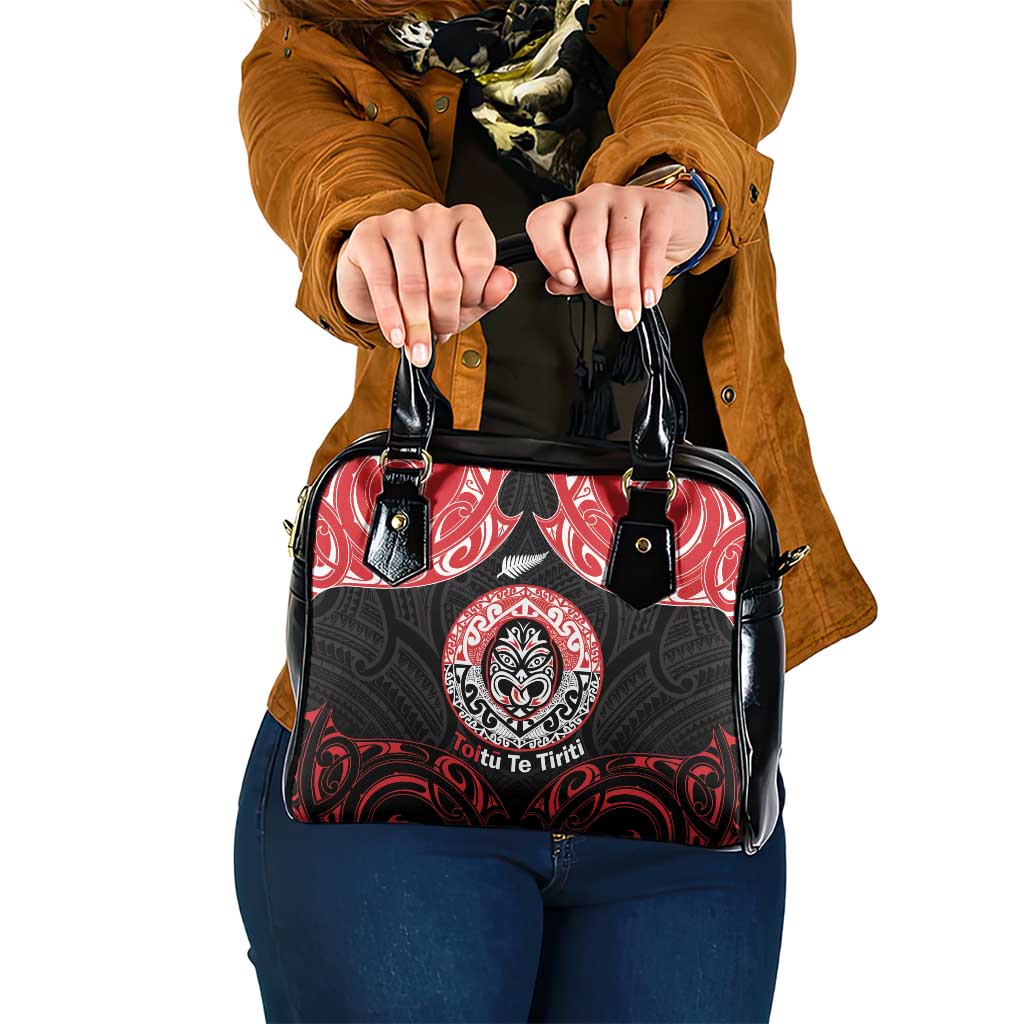 Aotearoa Toitu Te Tiriti Shoulder Handbag Haka Tiki Honour The Treaty LT14 One Size Black - Polynesian Pride