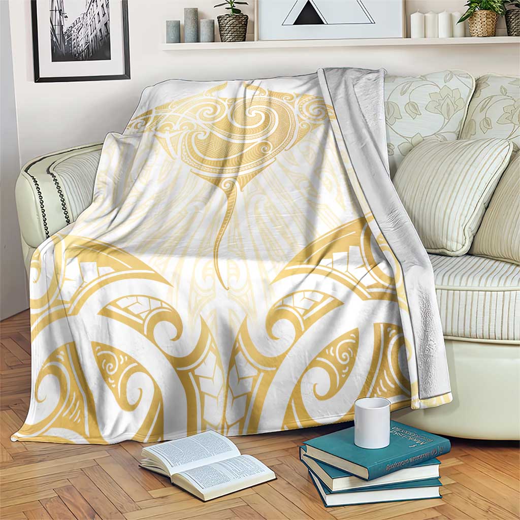 Gold White New Zealand Manta Ray Blanket Aotearoa Maori Haehae - Polynesian Pride