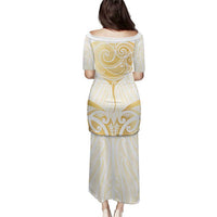 Gold White New Zealand Manta Ray Puletasi Aotearoa Maori Haehae - Polynesian Pride