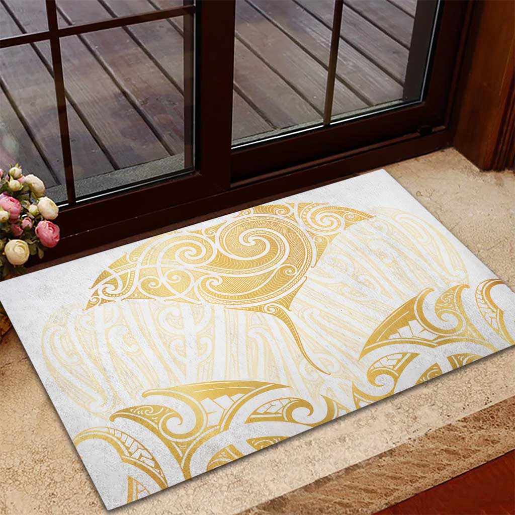 Gold White New Zealand Manta Ray Rubber Doormat Aotearoa Maori Haehae - Polynesian Pride