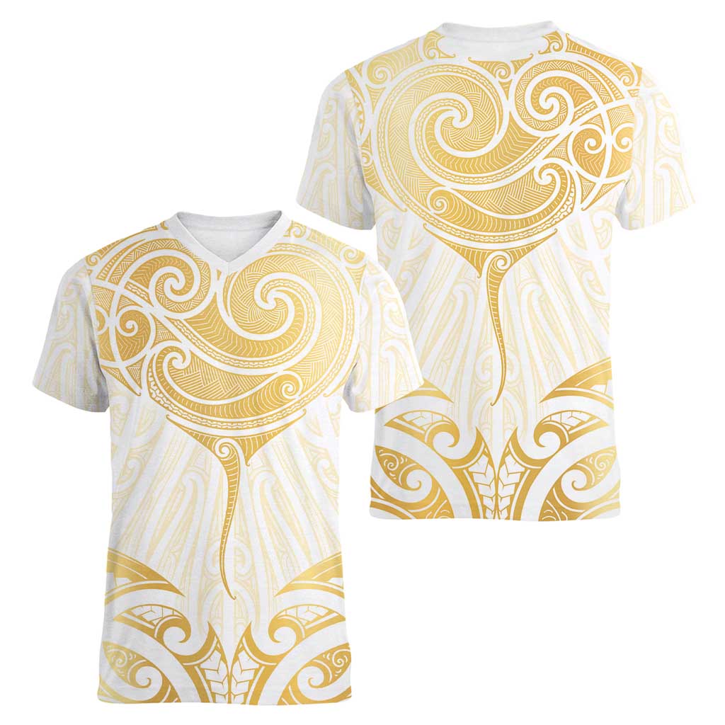 Gold White New Zealand Manta Ray Women V-Neck T-Shirt Aotearoa Maori Haehae - Polynesian Pride