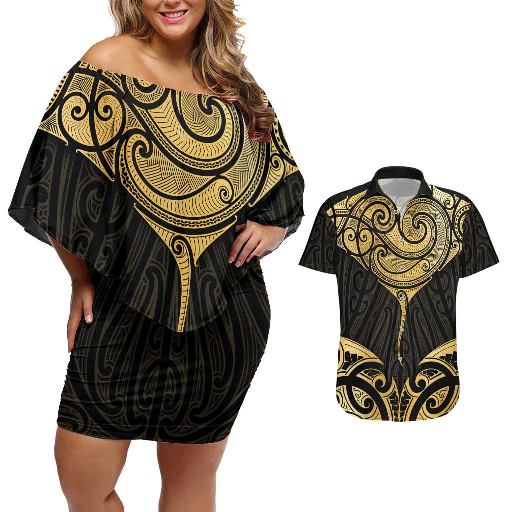 Gold Black New Zealand Manta Ray Couples Matching Off Shoulder Short Dress and Hawaiian Shirt Aotearoa Maori Haehae - Polynesian Pride