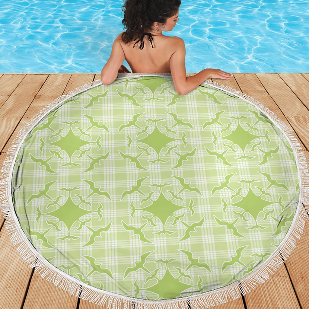 Omaomao Hawaii Iwa Bird Palaka Motifs Beach Blanket