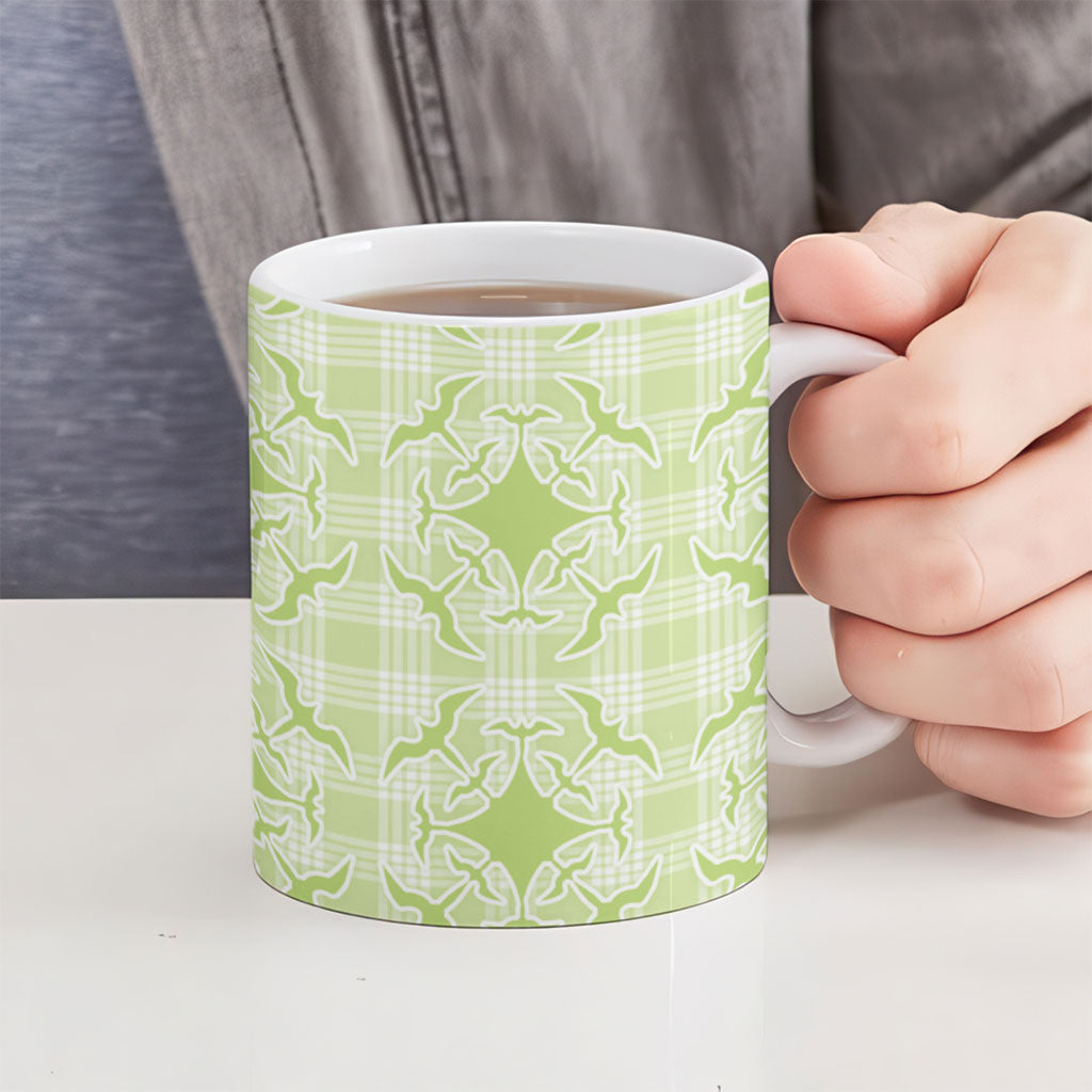 Omaomao Hawaii Iwa Bird Palaka Motifs Ceramic Mug