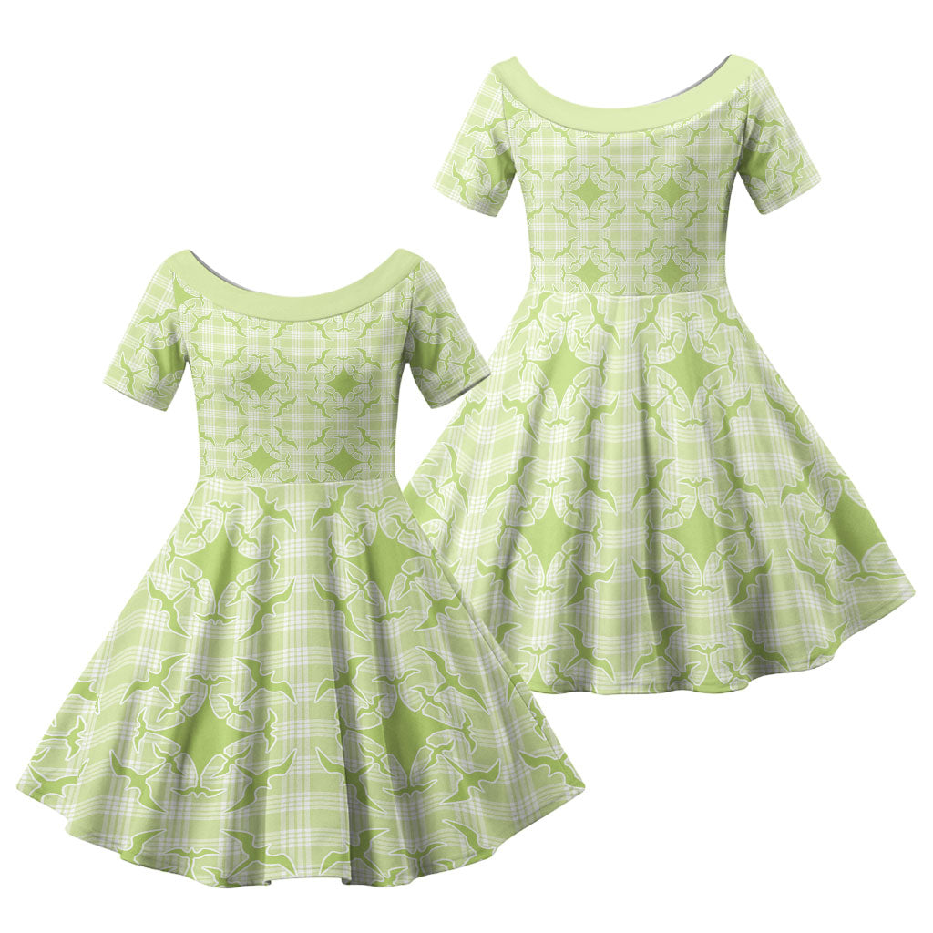 Omaomao Hawaii Iwa Bird Palaka Motifs Family Matching Off The Shoulder Long Sleeve Dress and Hawaiian Shirt LT14 Daughter's Dress Green - Polynesian Pride