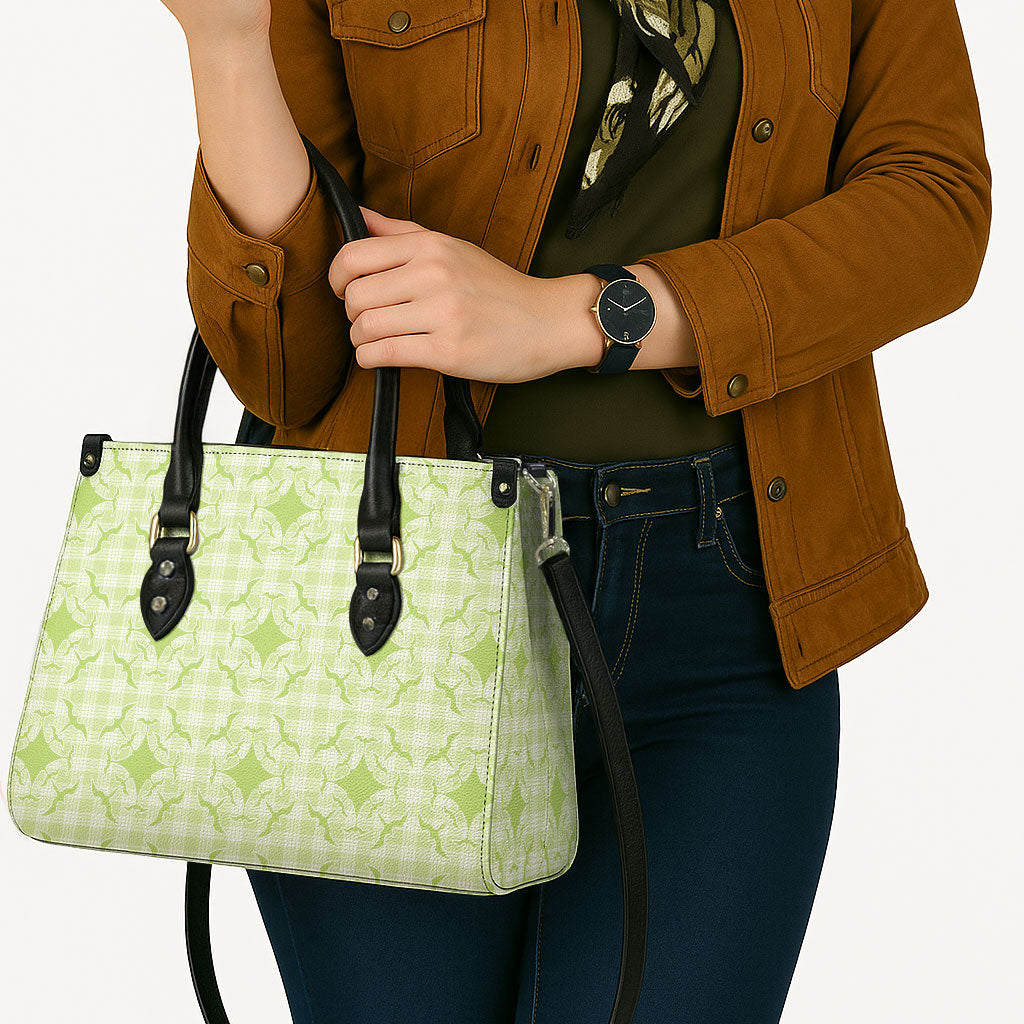 Omaomao Hawaii Iwa Bird Palaka Motifs Leather Bag